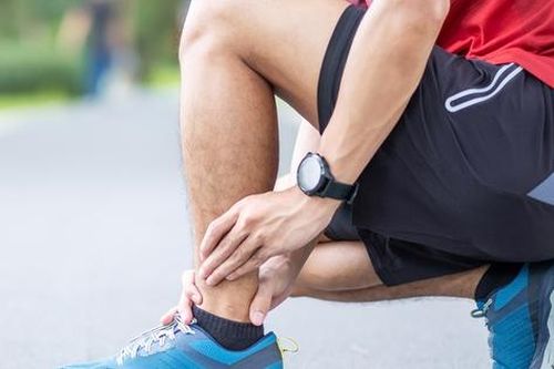 Thường xuyên bị chuột rút có nguy hiểm không?