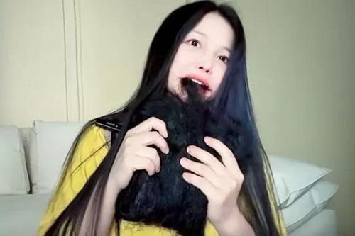 Trào lưu đồ ăn vặt như búi tóc tại Trung Quốc