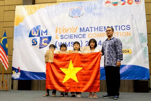 Học sinh Việt Nam ghi dấu ấn tại kỳ thi toán và khoa học quốc tế ở Indonesia