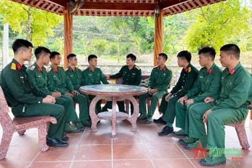'Điểm danh' khi bộ đội nghỉ phép