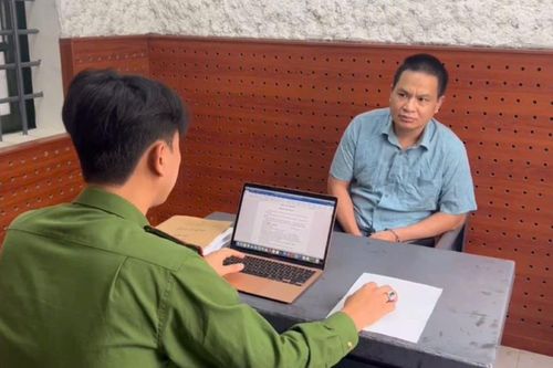 Giám đốc sử dụng tài liệu giả để lừa đảo chiếm đoạt tài sản