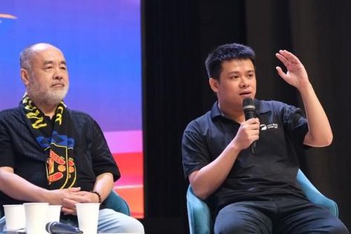'Sếp lớn' doanh nghiệp chia sẻ hành trình khởi nghiệp nhiều chông gai
