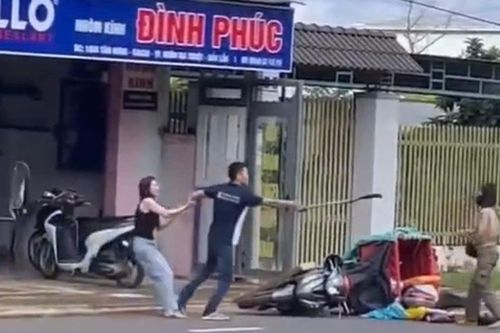 Xác minh vụ nam thanh niên đánh tới tấp, cầm rựa đòi chém nữ shipper
