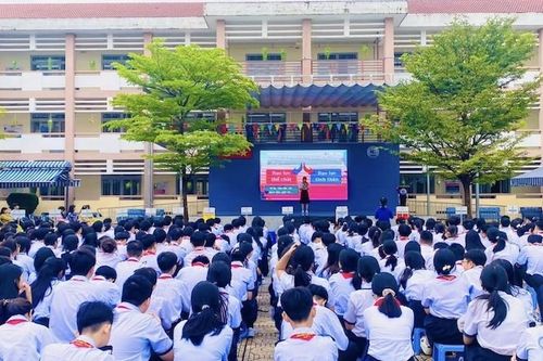 Hội phụ huynh lớp 8 dự chi hơn 21 triệu cho 1 tiết mục văn nghệ mừng ngày 20/11