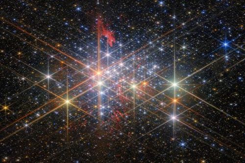 Ảnh độc từ ESA: 'Thế giới người khổng lồ' giữa chòm sao Thiên Đàn