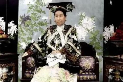 Từ Hi Thái Hậu khi còn trẻ có dung nhan ra sao?