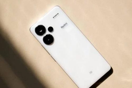 Redmi Note 13 Pro+ giá rẻ sắc bén, màn cong, camera 200MP, chặt đẹp iPhone 16 Pro Max, Galaxy S24 Ultra