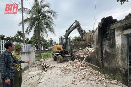 Kinh nghiệm vận động Nhân dân hiến đất mở rộng đường giao thông nông thôn ở Nga Sơn