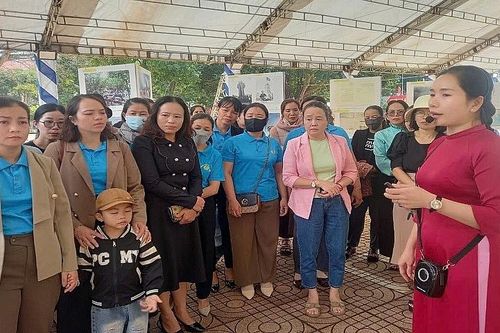 Đắk Lắk: Hơn 5.300 lượt người tham gia triển lãm lưu động 'Hoàng Sa, Trường Sa của Việt Nam - Những bằng chứng lịch sử và pháp lý'