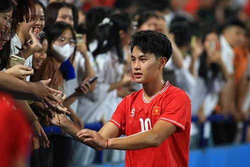 V.League vật lộn tìm 'thần đồng'
