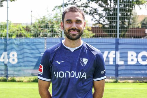 Tuyển Việt Nam cần dè chừng tiền vệ chạy nhanh nhất Bundesliga