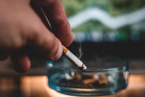 Các nước khu vực ASEAN kiểm soát thuốc lá thế nào?