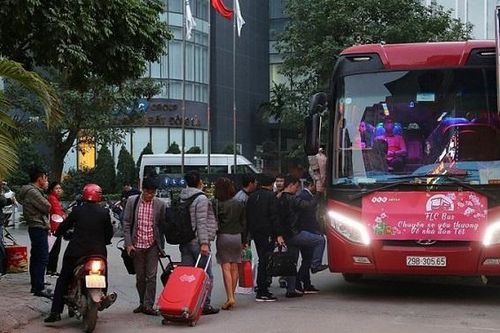 Hà Nội hỗ trợ vé xe cho 5 nghìn công nhân lao động về quê đón Tết