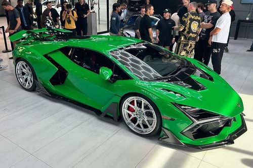 Gói độ đầu tiên trên thế giới cho siêu xe Lamborghini Revuelto