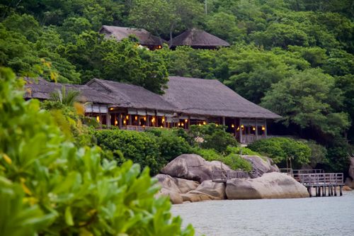 Tôi ngắm bình minh tại resort 100 triệu đồng/đêm ở Khánh Hòa