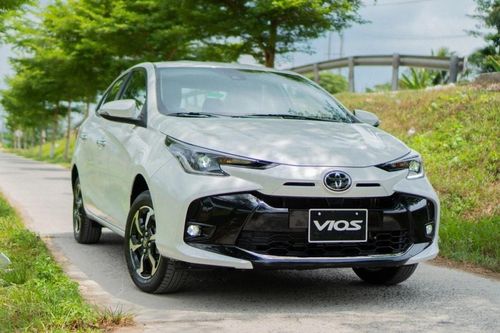 Cuộc đua khuyến mại của nhóm xe gầm thấp, giảm giá tới 220 triệu đồng