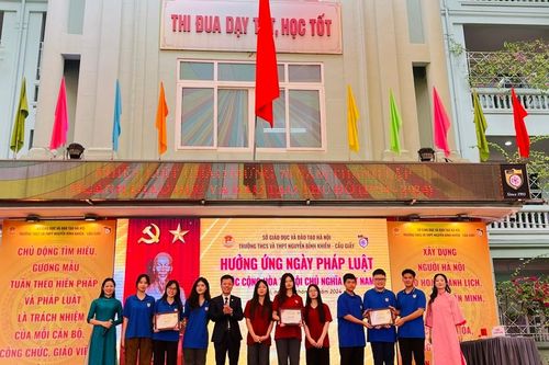 Đa dạng hình thức tuyên truyền pháp luật cho học sinh Thủ đô
