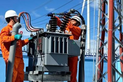 Ngành điện miền Nam đưa vào vận hành loạt công trình trọng điểm