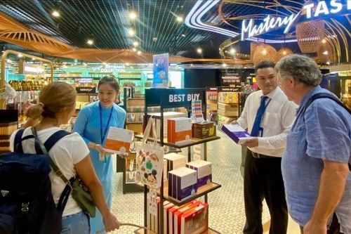 Đầu tư dịch vụ 5 sao, hút khách quốc tế đến Việt Nam