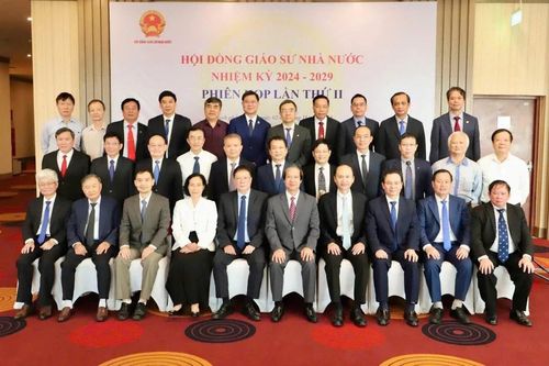 Danh sách ứng viên GS, PGS đạt đủ phiếu tín nhiệm của HĐGS nhà nước năm 2024