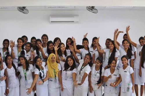 Sinh viên Ấn Độ 'đổ xô' đến Philippines học y