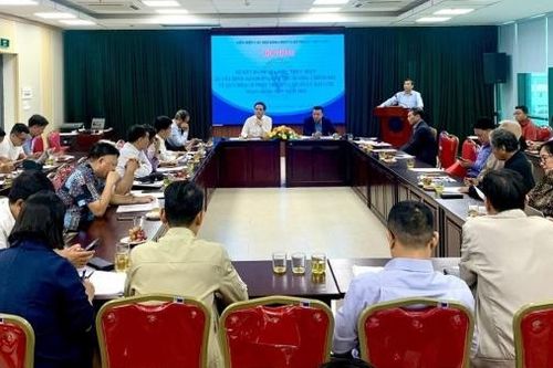 Báo chí 'gặp khó' trong cuộc cạnh tranh khốc liệt từ các nền tảng truyền thông số