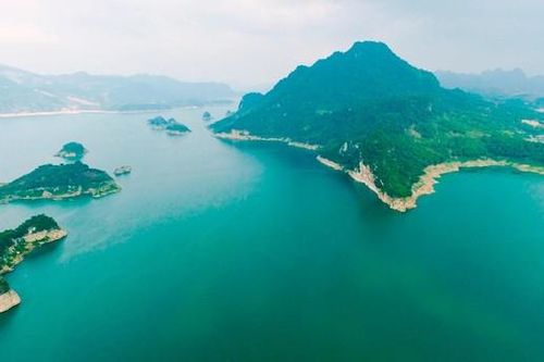 Đánh thức tiềm năng 'thiên đường du lịch' hồ Hòa Bình bằng cách nào?