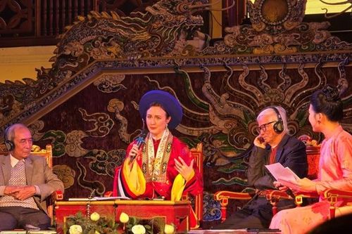 Thêm những tư liệu về nhà vua Hàm Nghi trong vai trò người nghệ sĩ