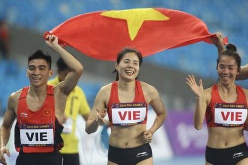 Việt Nam khó vững ngôi đầu toàn đoàn