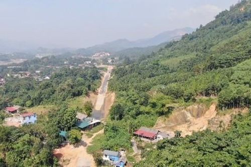 Dự án cầu vượt đường sắt ở Yên Bái lụt tiến độ