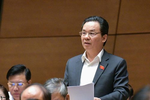 Tự chủ theo kiểu tự lo, người bệnh, người học phải gánh cả lãi ngân hàng
