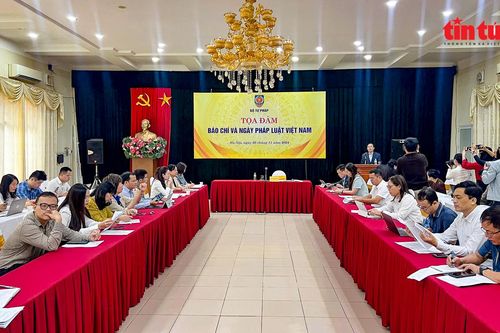 Lan tỏa tinh thần đổi mới tư duy trong xây dựng, thi hành pháp luật