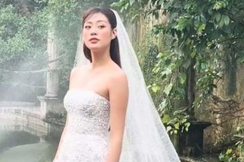 Nhan sắc 'Cô dâu tháng 12' qua 'cam thường' khiến dân mạng trầm trồ