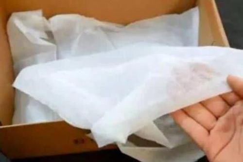 Chiếc túi trắng đựng trong hộp giày có nhiều công dụng bất ngờ, điều không phải ai cũng biết