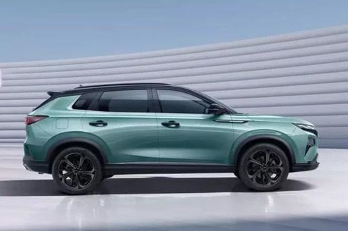 Mục sở thị SUV Dongfeng Huge sắp bán tại Việt Nam: Cạnh tranh Santa Fe, 'ăn xăng' 5,8 lít/100 km
