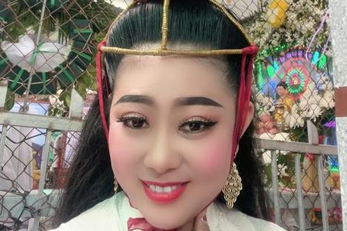 Lễ tang hiu quạnh của nghệ sĩ Lê Phương vừa qua đời ở tuổi 35 do tai nạn giao thông