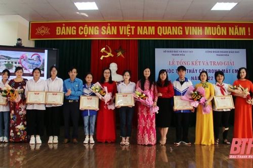 Khen thưởng Cuộc thi 'Thầy cô trong mắt em' năm 2024