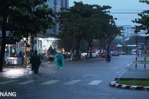 Cảnh báo lũ quét, sạt lở, sụt lún đất do mưa lũ hoặc dòng chảy tại thành phố Đà Nẵng