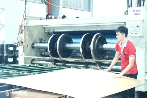 Làm sản phẩm phụ trợ cho ngành gỗ