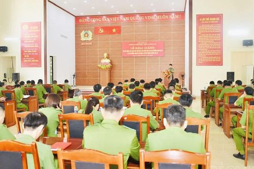 Bồi dưỡng kiến thức cho 115 đồng chí là trưởng công an xã, phó trưởng công an xã