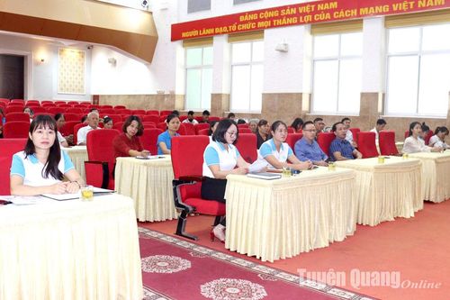 Yên Sơn giao lưu mô hình 'Địa chỉ tin cậy'