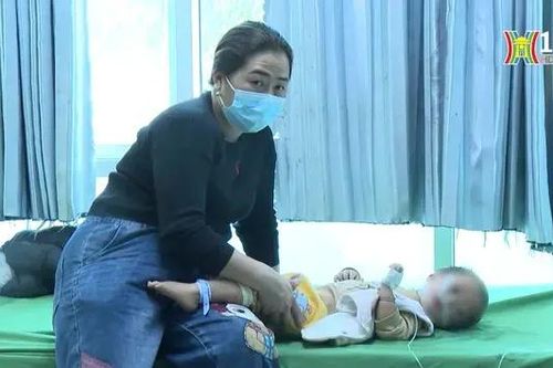 20 trẻ mầm non phải cấp cứu nghi ăn nhầm thuốc diệt chuột