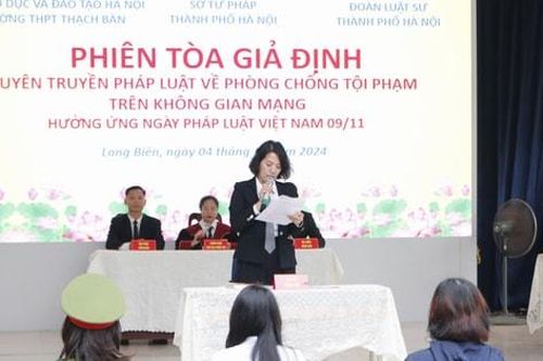 Ngành Giáo dục hưởng ứng Ngày Pháp luật Việt Nam