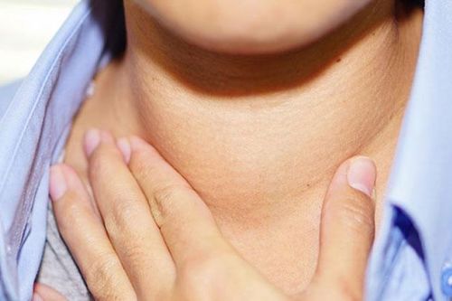 Sau mổ bướu cổ cần chăm sóc như thế nào?