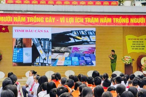 Ngăn chặn ma túy xâm nhập học đường
