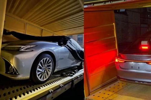 Lexus ES 2025 bất ngờ 'lộ hàng' thực tế trước thềm ra mắt