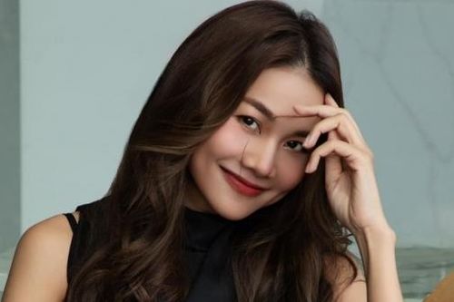 Siêu mẫu Thanh Hằng lên đồ cực chất