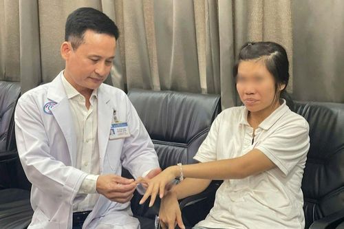 'Giải oan' cho cô gái trẻ mang tiếng mắc bệnh tâm thần suốt 10 năm