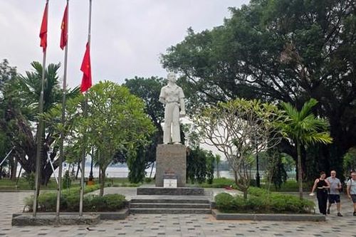 Diện mạo mới của vườn hoa Lý Tự Trọng sau khi được đầu tư 25 tỷ đồng chỉnh trang, cải tạo