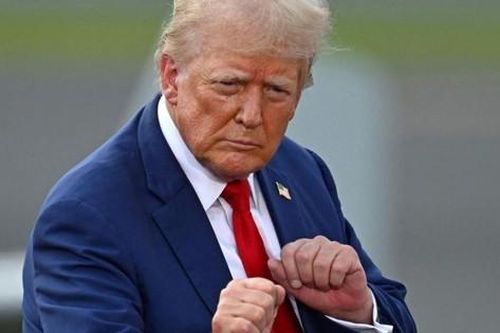 Bài hát được ông Trump bật lên khi tuyên bố thắng